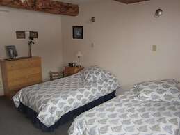 Smithers Driftwood Lodge