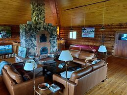 Smithers Driftwood Lodge