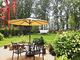 Moon River Puyue Hotel