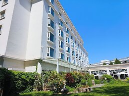 Moon River Puyue Hotel