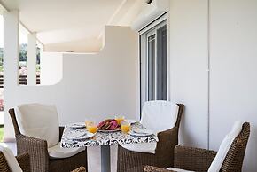 Absinthia Fanes Residences