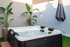 Avli Village House With Private Jacuzzi