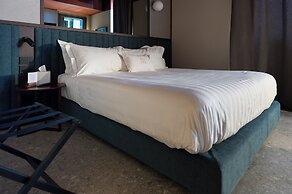 MÍMESIS 11 BOUTIQUE HOTEL