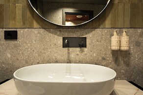 MÍMESIS 11 BOUTIQUE HOTEL