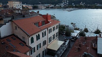 MÍMESIS 11 BOUTIQUE HOTEL