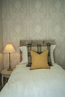 Outwood House