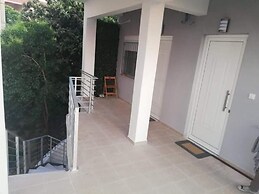 Elpida's apartments
