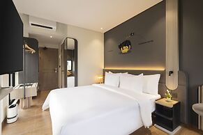 ROOMS INC Sudirman Jakarta