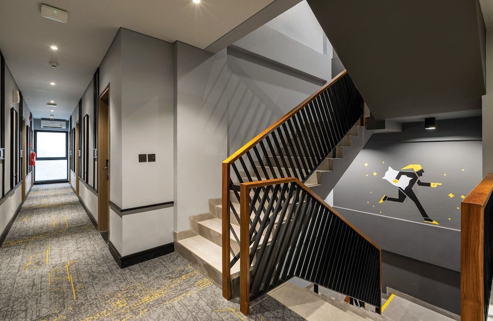 ROOMS INC Sudirman Jakarta