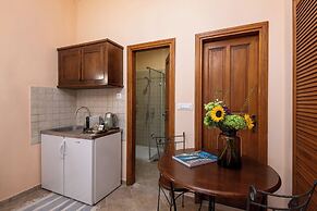 Antaeus Old Town Residence