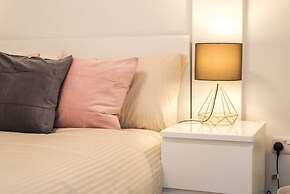 1bed-ground Fl -private Entrance