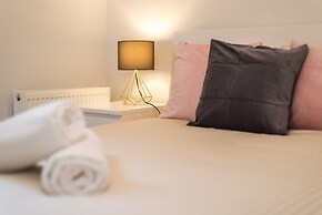 1bed-ground Fl -private Entrance