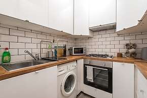 1bed-ground Fl -private Entrance