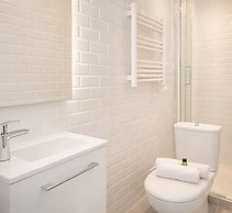 1586 Hauteville