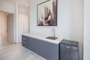 Waves Views Luxury 3BR Oceanfront Condo