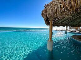 Waves Views Luxury 3BR Oceanfront Condo