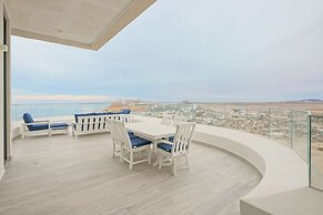 Waves Views Luxury 3BR Oceanfront Condo