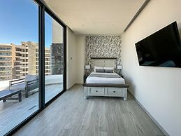 Waves Views Luxury 3BR Oceanfront Condo