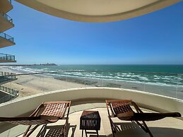 5BR Beachfront Luxury Condo