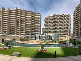 5BR Beachfront Luxury Condo
