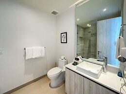 5BR Beachfront Luxury Condo