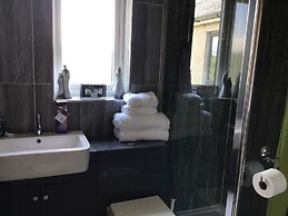 More Than Just a Room Apartment Carlisle / Borders