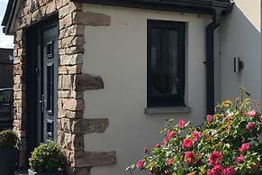 More Than Just a Room Apartment Carlisle / Borders
