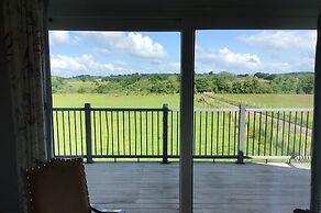 More Than Just a Room Apartment Carlisle / Borders