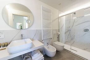 Arona Palace - Superior Apartments