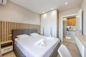 Olivia s Apartment 24