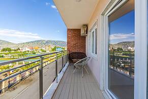 Olivia s Apartment 24