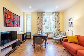 Charming apt with Garden in Castelletto