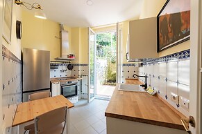 Charming apt with Garden in Castelletto