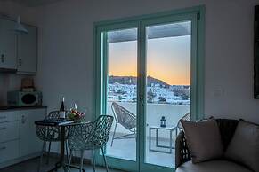 Kimolos Vibes Suites