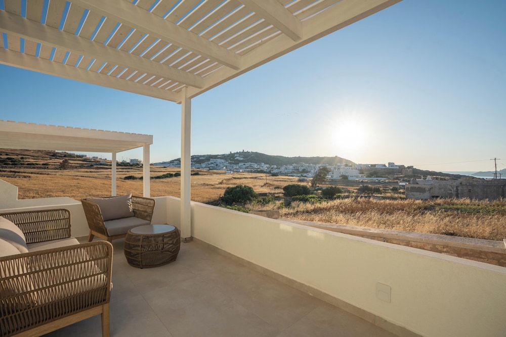 Kimolos Vibes Suites