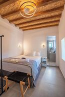 Kimolos Vibes Suites