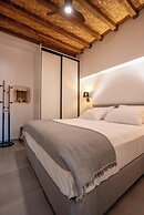 Kimolos Vibes Suites