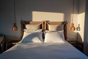 Kimolos Vibes Suites