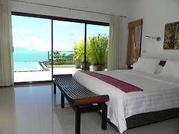 Secluded Villa With Private Pool and Breathtaking Sea Views