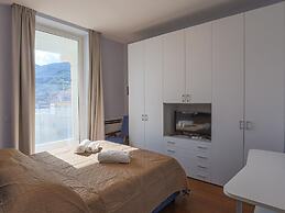 Amami al Crescent in Salerno