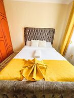 Lux Suites Cabre Apartments