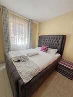 Lux Suites Cabre Apartments