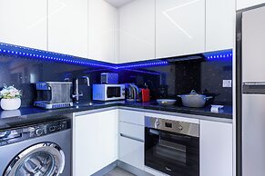 Olympus Stylish 2-BR Apt in Larnaca