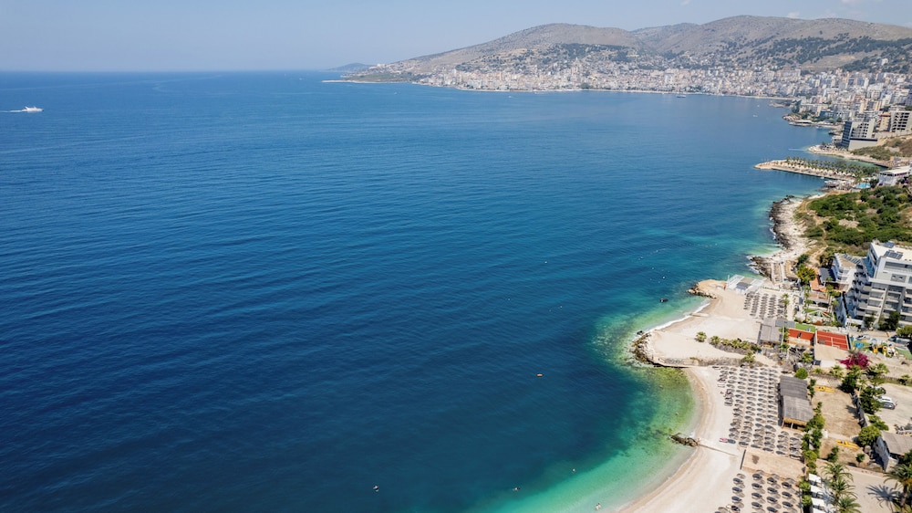 Mirage Bay Deluxe Saranda