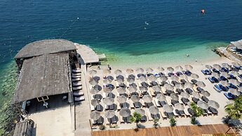 Mirage Bay Deluxe Saranda