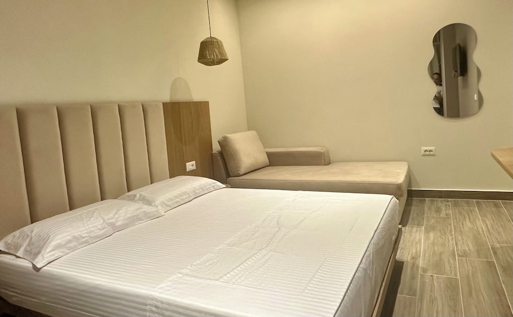 Mirage Bay Deluxe Saranda