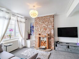 Lizzys Cottage