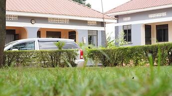 Kamfart Safari Lodge