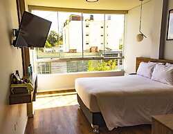 HUB HOTELS