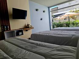 HUB HOTELS